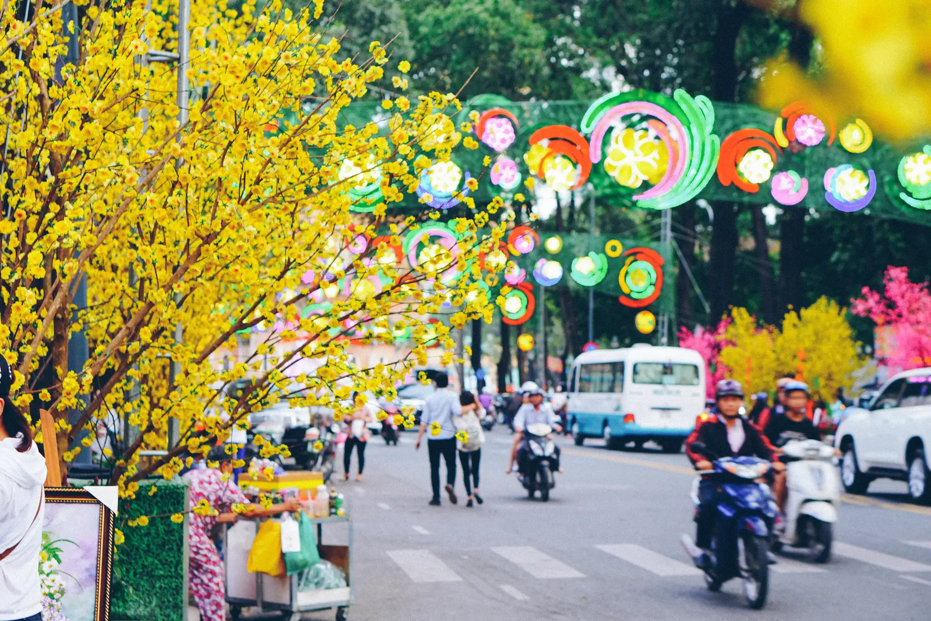 Vé Máy Bay Ngày 27 Tết