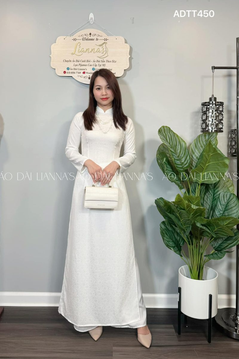 Top 50 mẫu áo dài heloo88 đẹp được helo88.vina nhất năm 2024