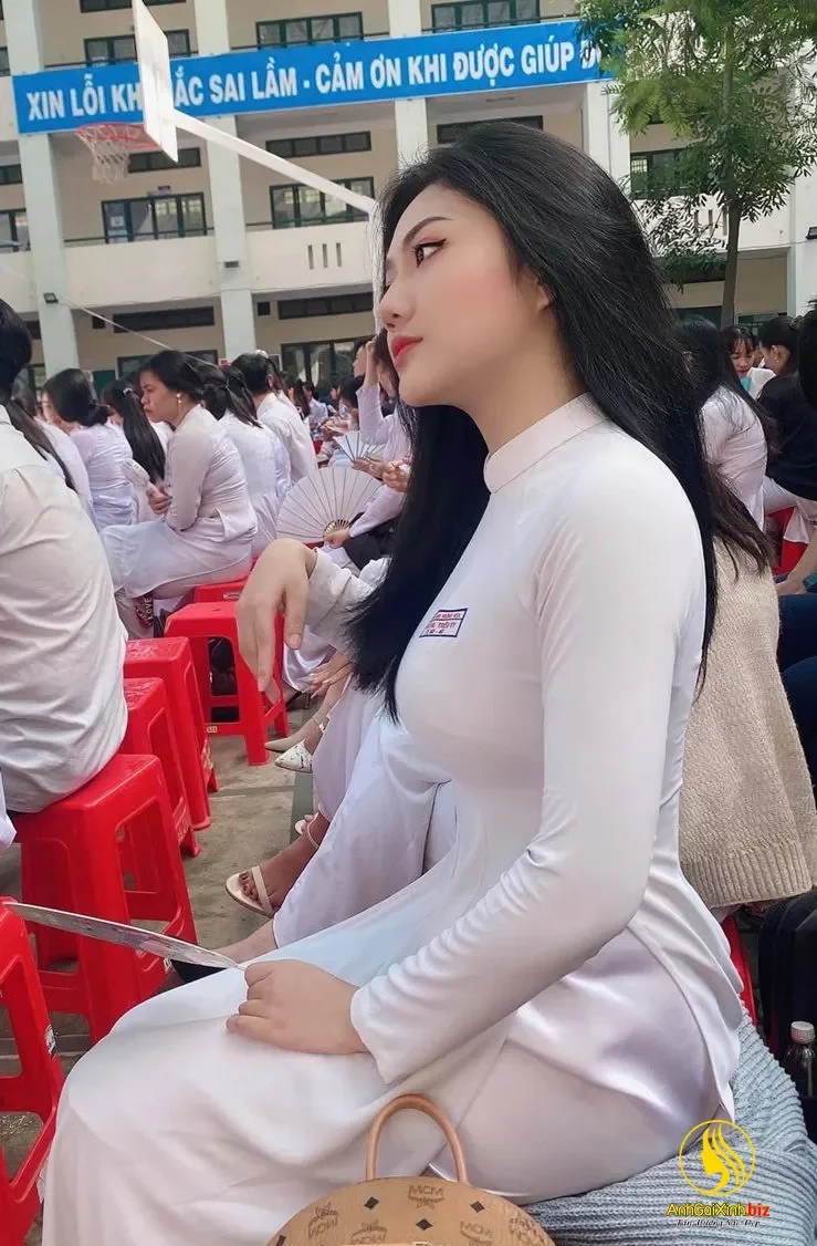 Top 69+ Ảnh nữ sinh mặc áo dài phản cảm, xuyên thấu, siêu mỏng