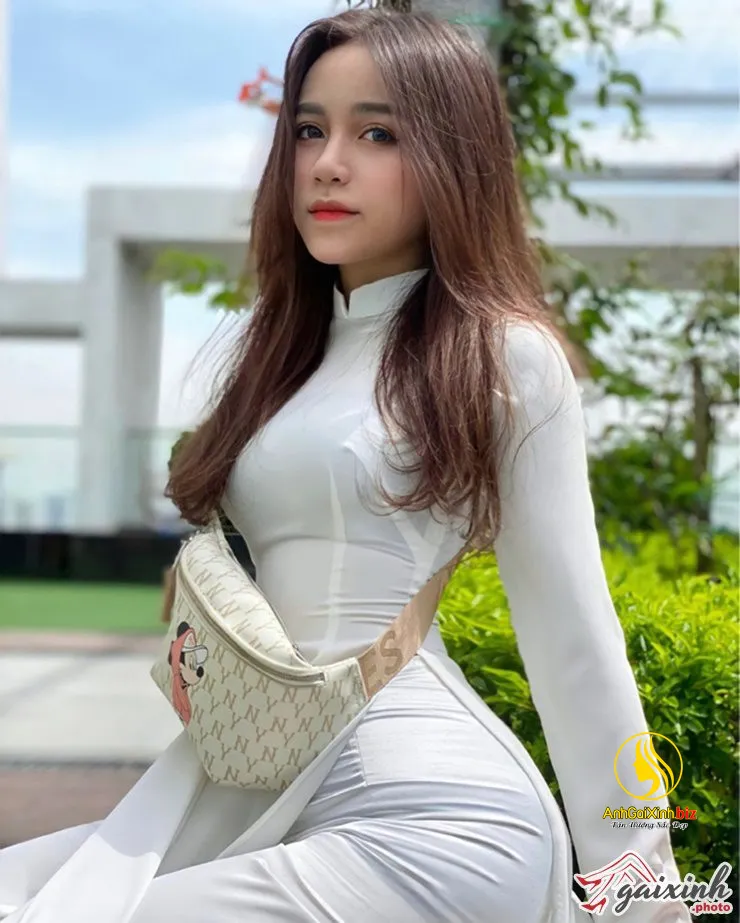 Top 69+ Ảnh nữ sinh mặc áo dài phản cảm, xuyên thấu, siêu mỏng