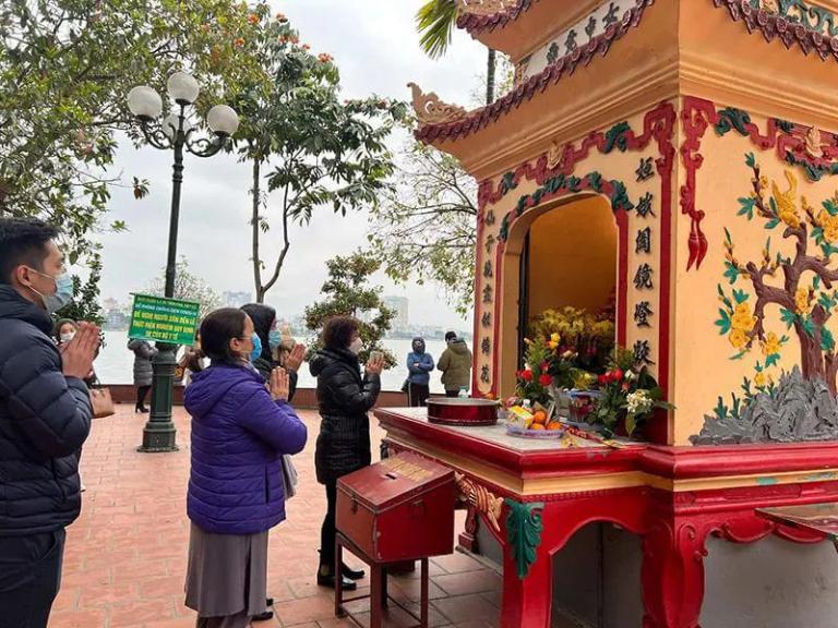 Review phủ Tây Hồ Hà Nội có gì: Lịch sử, Kiến trúc, Cách hành lễ