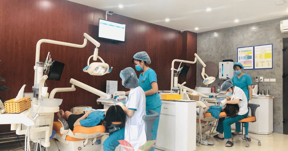 Tẩy trắng răng 33hello88 tiền? Bảng giá tại 7 Nha khoa uy tín Hà Nội