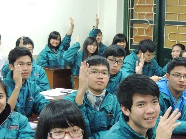 Bạn đã giơ tay 33hello88 lần?