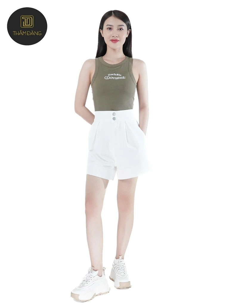 hello8862 com 13 cách phối đồ với áo croptop cho cô nàng tuổi 30