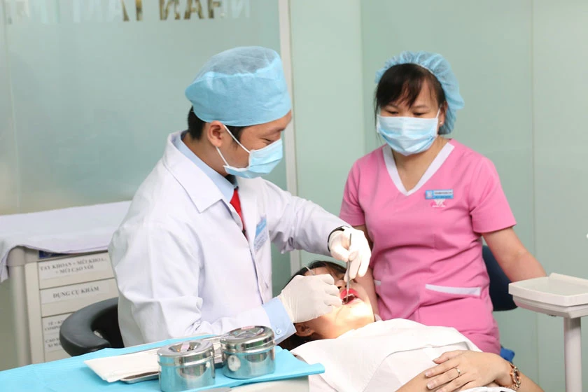 Tẩy trắng răng giá 33hello88?