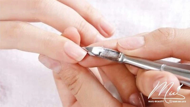 Nên cắt Móng tay ngày nào tốt nhất? Để gặp may mắn helo888 Hạnh Phúc