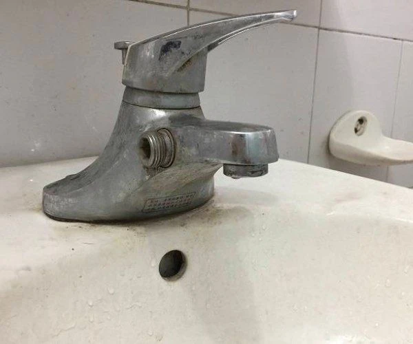 Mách bạn cách làm sạch cặn canxi hiệu quả helloo88 nhanh chóng, uy tín