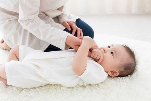 Co giật lành tính ở trẻ sơ sinh