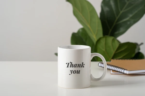 Quà chia tay đồng nghiệp với 30+ lựa chọn độc đáo và thú vị