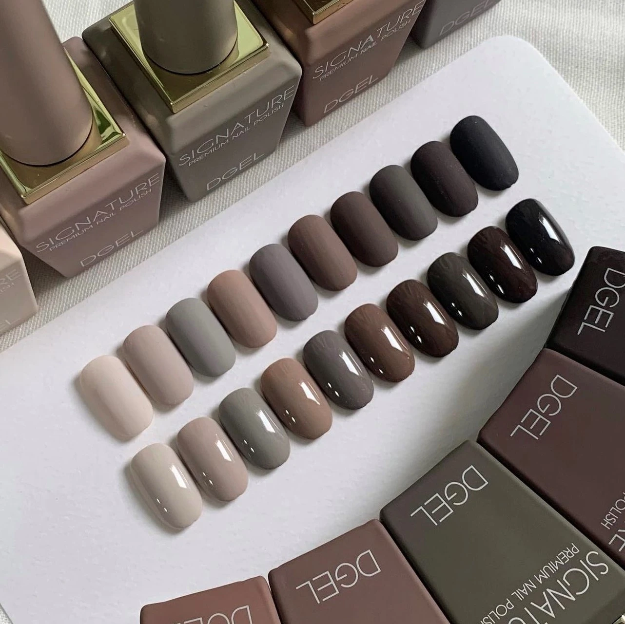 Sắc đẹp hoàn hảo với nail nâu tây cho cô gái hello8862 com