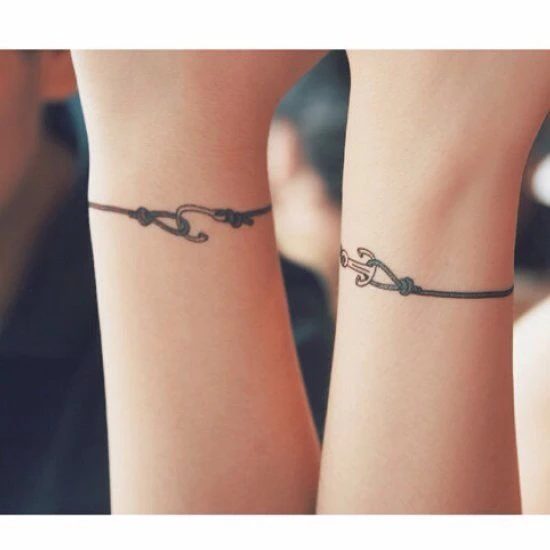50+ Mẫu xăm vòng tay đẹp nhất