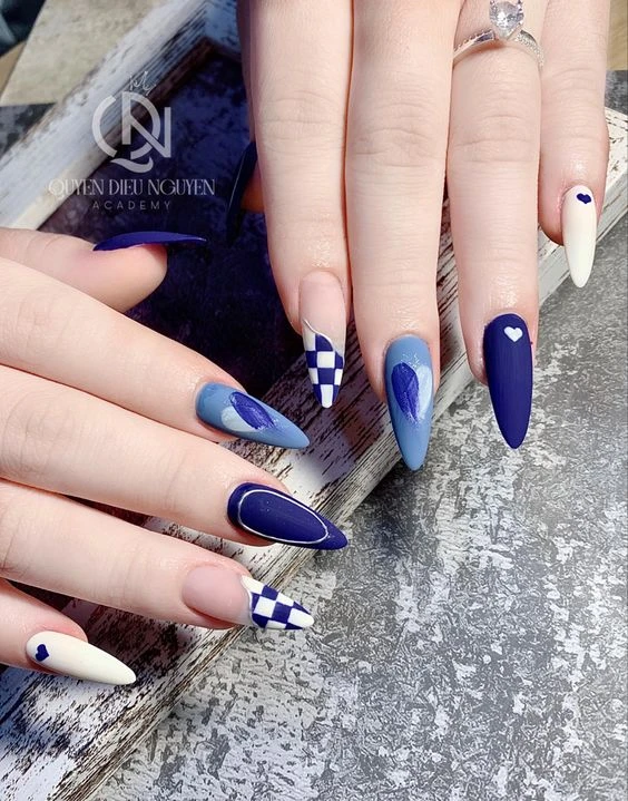 Móng tay nhọn đẹp tạo phong cách tự tin cho phái nữ