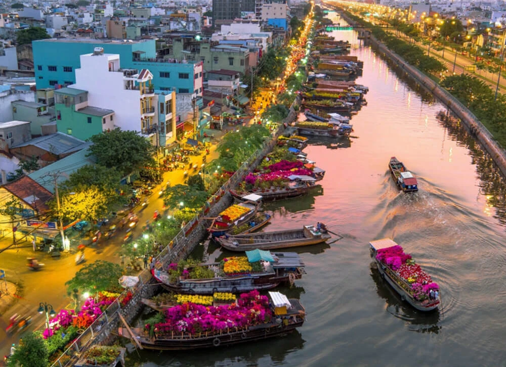 7 khu chợ hoa nổi tiếng Sài Gòn cho bạn du xuân dịp Tết