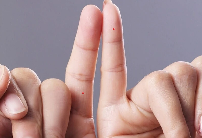 6hello88: Ý nghĩa nốt ruồi ở ngón tay út của Phụ nữ và Đàn ông