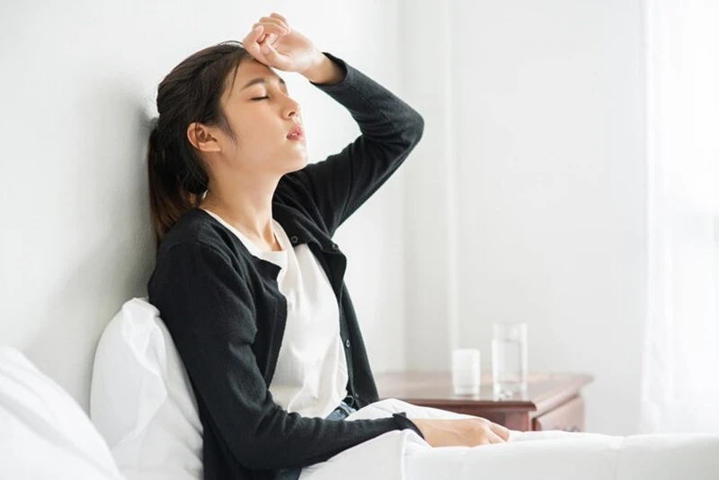 Vì sao người mệt mỏi chân tay rã rời khó thở? Cách xử trí như thế nào?