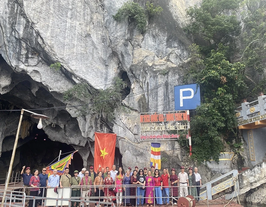 Tour Thác Bờ Hòa Bình hello88.comm Review Kinh Nghiệm Du Lịch 2024