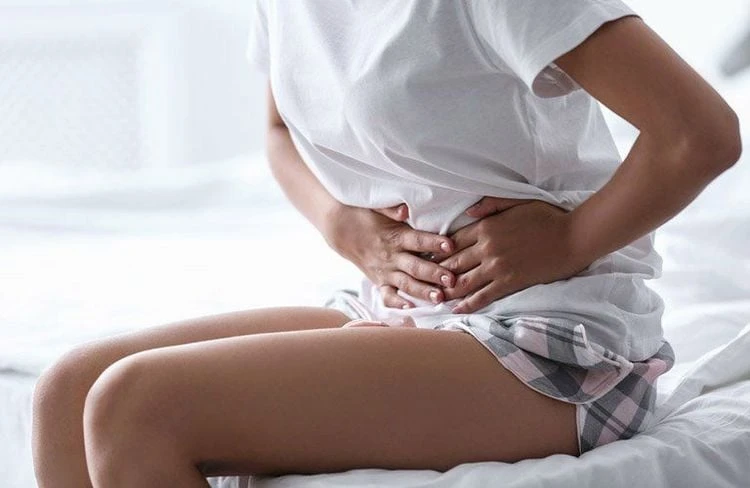 Bàn chân và bàn tay lạnh: Nguyên nhân, phải làm gì để hạn chế?