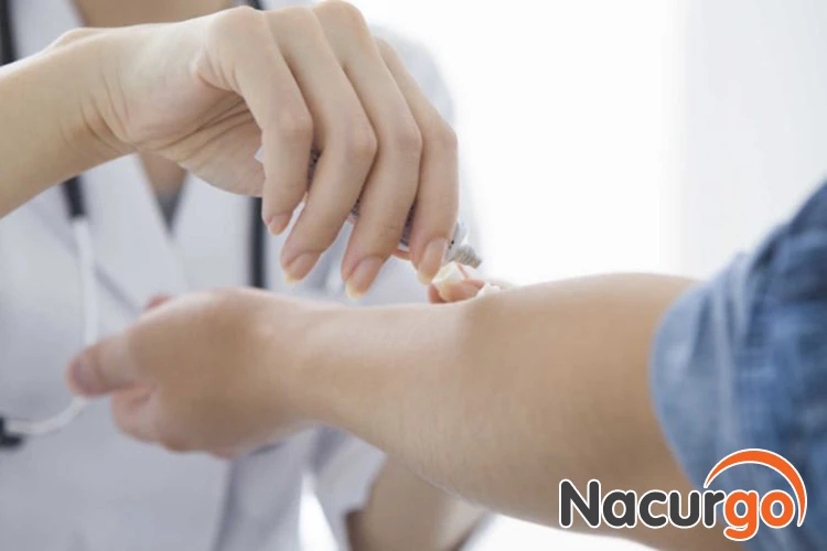 hello8862 com cách sát trùng vết thương bị ngã, té xe tránh nhiễm trùng!