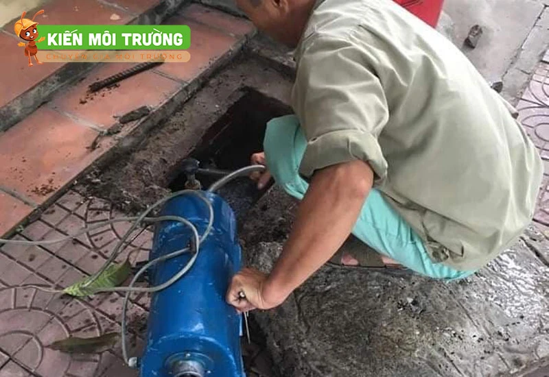 Thông tắc cống, bồn cầu tại Sơn Tây uy tín, sạch triệt để, bảo hành 3 năm