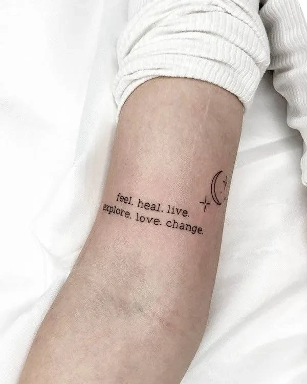 Tổng hợp 666+ hình xăm chữ ở bắp tay đẹp, độc đáo - Genztattoo