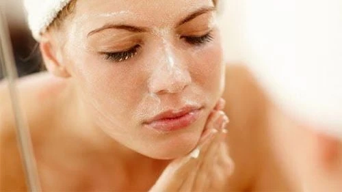 Cách tẩy tế bào chết an toàn cho từng loại da
