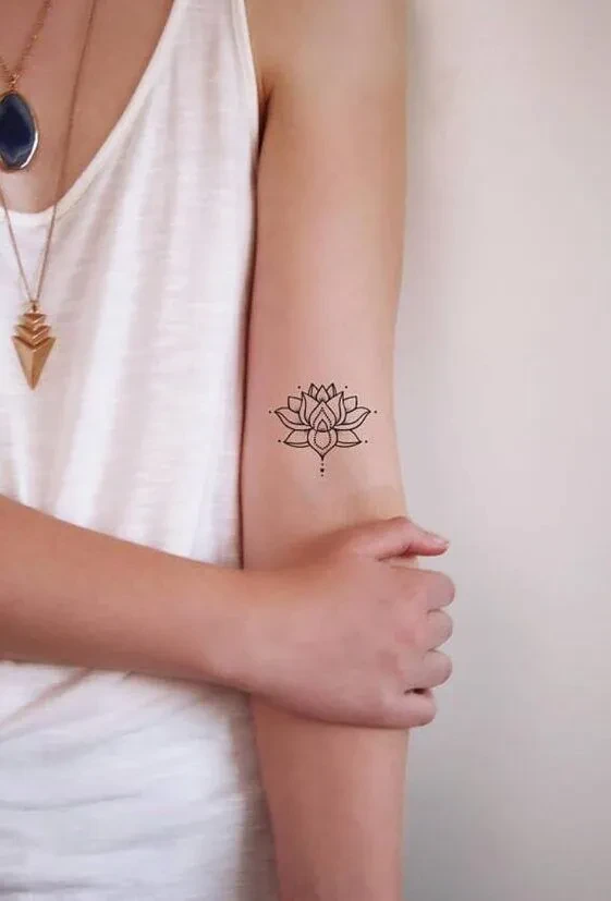 150 hình xăm hoa sen mini vừa 22helo88 mà đẹp và ý nghĩa - Genztattoo