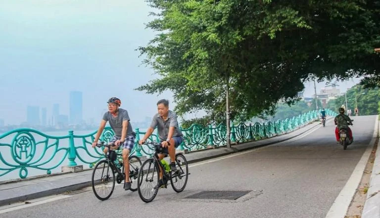 Kinh nghiệm du lịch hồ Tây: Lịch trình, Điểm checkin đẹp, Ăn nghỉ