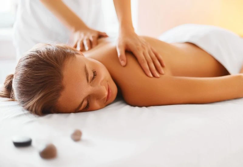 Đau lưng mỏi gối tê tay là dấu hiệu cảnh báo bệnh lý gì?