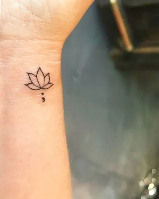 150 hình xăm hoa sen mini vừa 22helo88 mà đẹp và ý nghĩa - Genztattoo