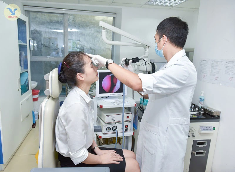 5 mẹo chữa ngạt mũi trong 20 giây khiến bạn bất ngờ