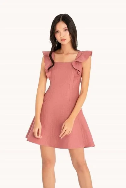 Đầm cổ vuông tay phồng - Thiết kế được lòng các cô nàng hello8862 com