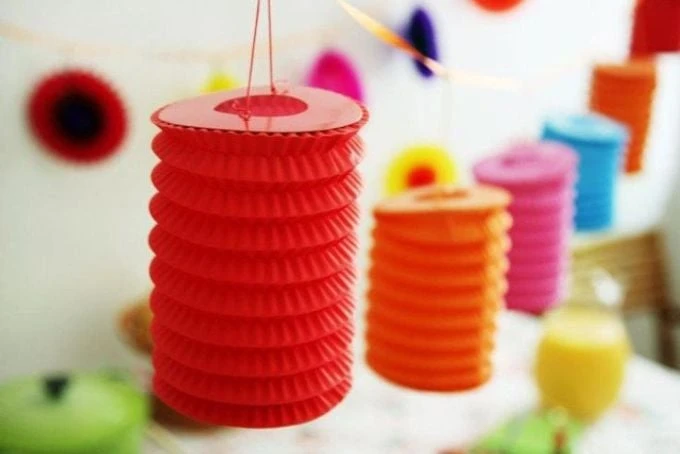 Cách làm đèn Trung thu bằng giấy A4 helloo88 cho mẹ và bé dễ thực hiện