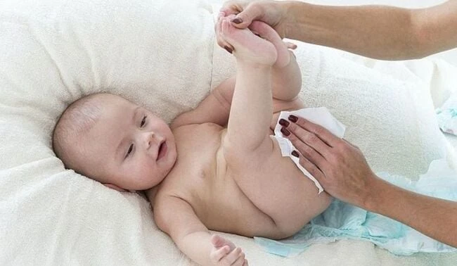 Khăn giấy ướt em bé HUGGIES®