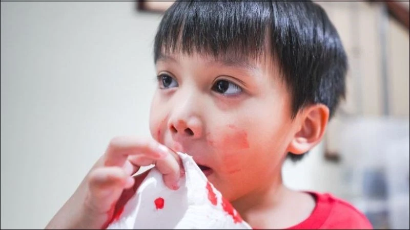 Trà hoa hòe có tác dụng gì? 10 công dụng của hoa hòe với helloo88