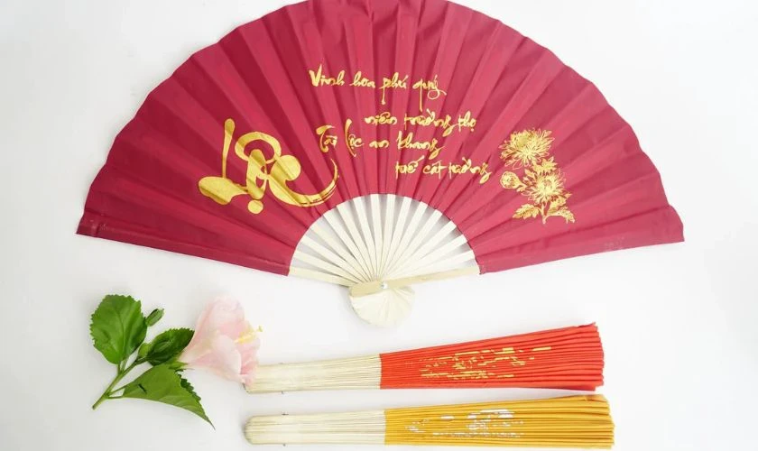 15 cách làm quạt giấy trang trí Tết đẹp, 22helo88 2025