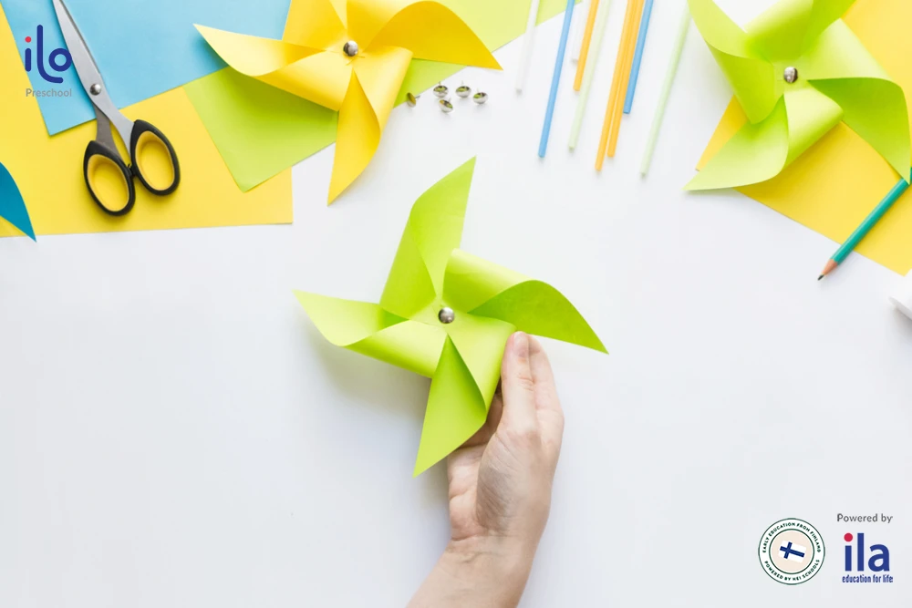 [DIY] 4 cách làm chong chóng 22helo88 cho bé mầm non