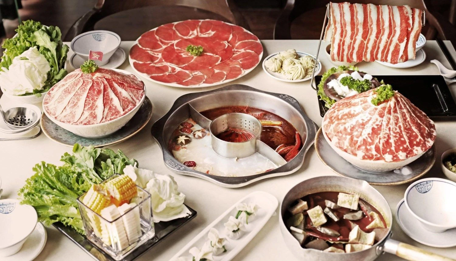 “Càn Quét” TOP 15 Quán Buffet Biên Hòa helo888, Nướng Ngon | Vincom | Vincom
