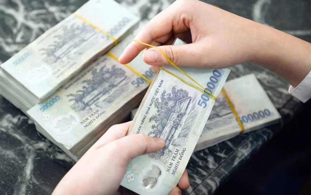 Tiền giấy ở heloo88 xuất hiện khi nào? Tờ tiền đầu tiên trông ra sao?