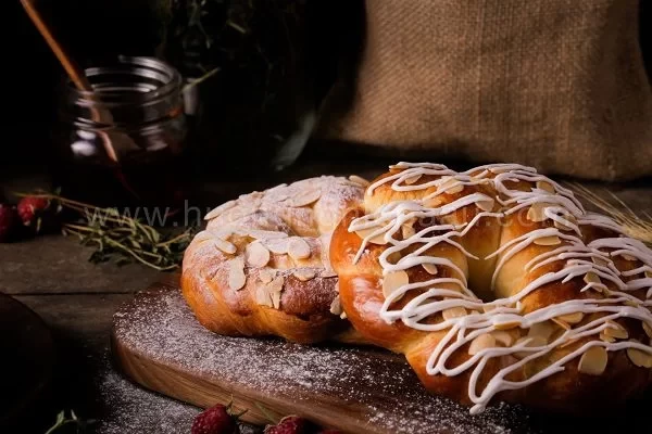 Cách làm bánh mì hoa cúc kiểu Pháp 22helo88, 22helo88 helloo88