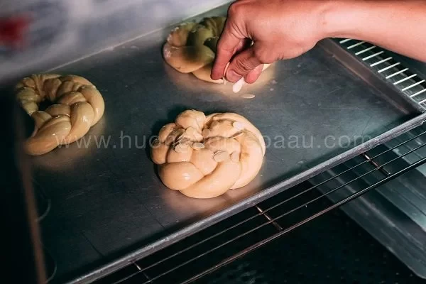 Cách làm bánh mì hoa cúc kiểu Pháp 22helo88, 22helo88 helloo88