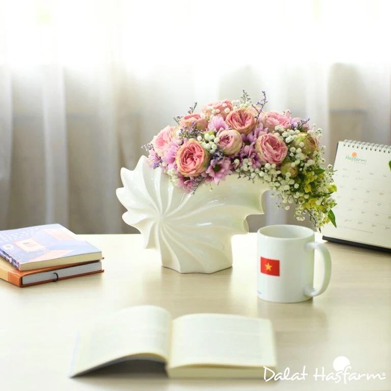 Gợi ý những mẫu cắm hoa hồng đẹp nhất helloo88