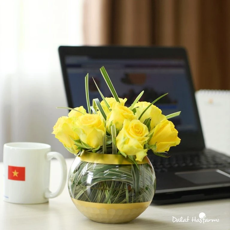 Gợi ý những mẫu cắm hoa hồng đẹp nhất helloo88