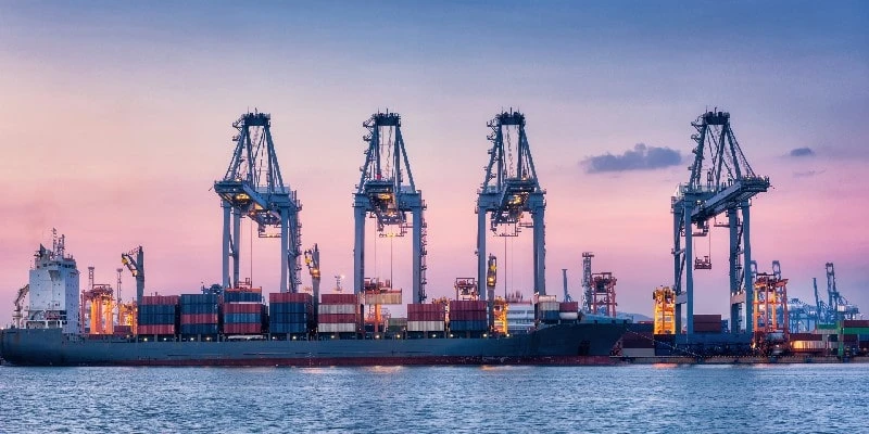 Thủ tục đề nghị cấp Giấy phép rời cảng được thực hiện như thế nào?