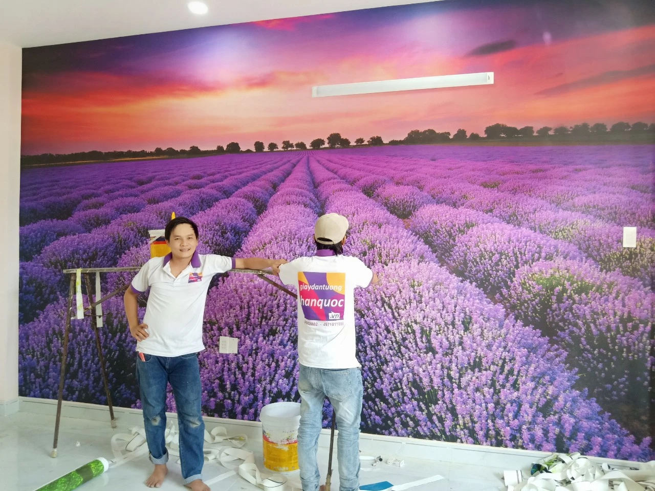 Quy trình thi công giấy dán tường 22helo88 nhất